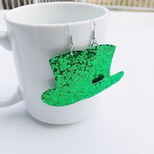 Faux leather tear drop dangle fashion earrings